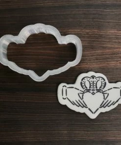 Cookie Countess Claddagh DWC/PYO Stencil And Cutter Set