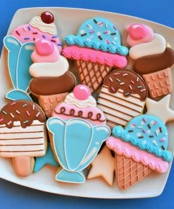 Ann Clark Sundae/Mermaid Cookie Cutter By The Flour Box Cutters