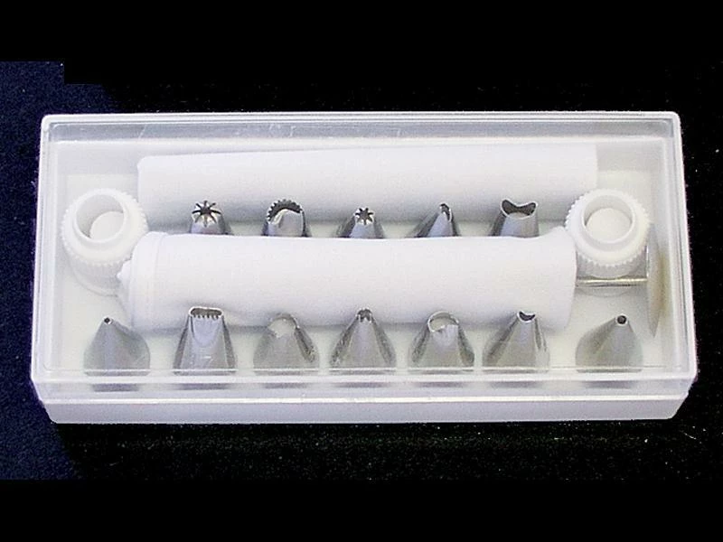 R&M International Icing Tip 17 Pc Set 3 R&M International Icing Tip 17 Pc Set