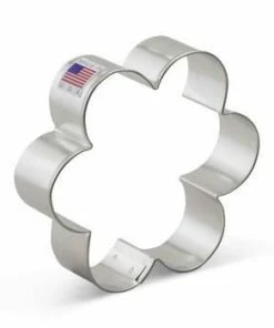 Ann Clark Chunky Daisy / Scalloped Edge Cookie Cutter Cutters