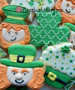 Ann Clark Cupcake With Swirl Cookie Cutter