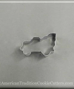 American Tradition Cutters Truck With Tree Mini Cookie Cutter