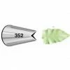 Wilton Tip #352 Leaf